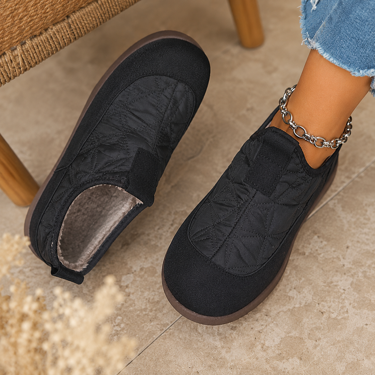 María | Comfortable Non-Slip Shoes