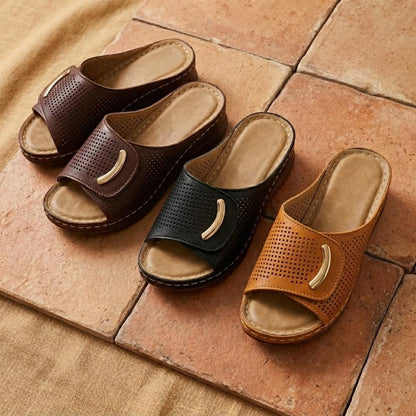 Glamour Chic Women’s Sandals – Elegant Shine and Maximum Comfort
