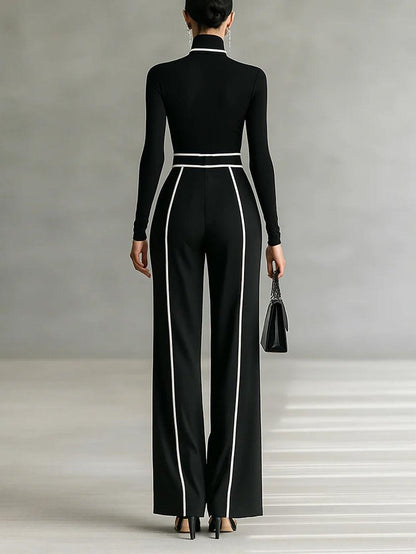 Vera™ | Elegant Set with Contrast Detail